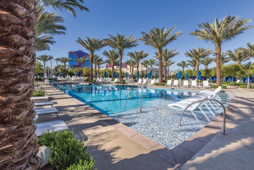 Wyndham Desert Blue Main image