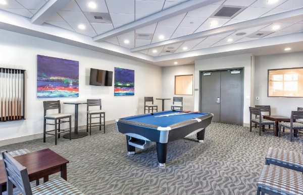 Wyndham Desert Blue image 24