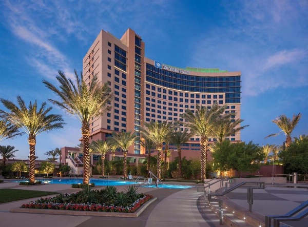 Wyndham Desert Blue image 26